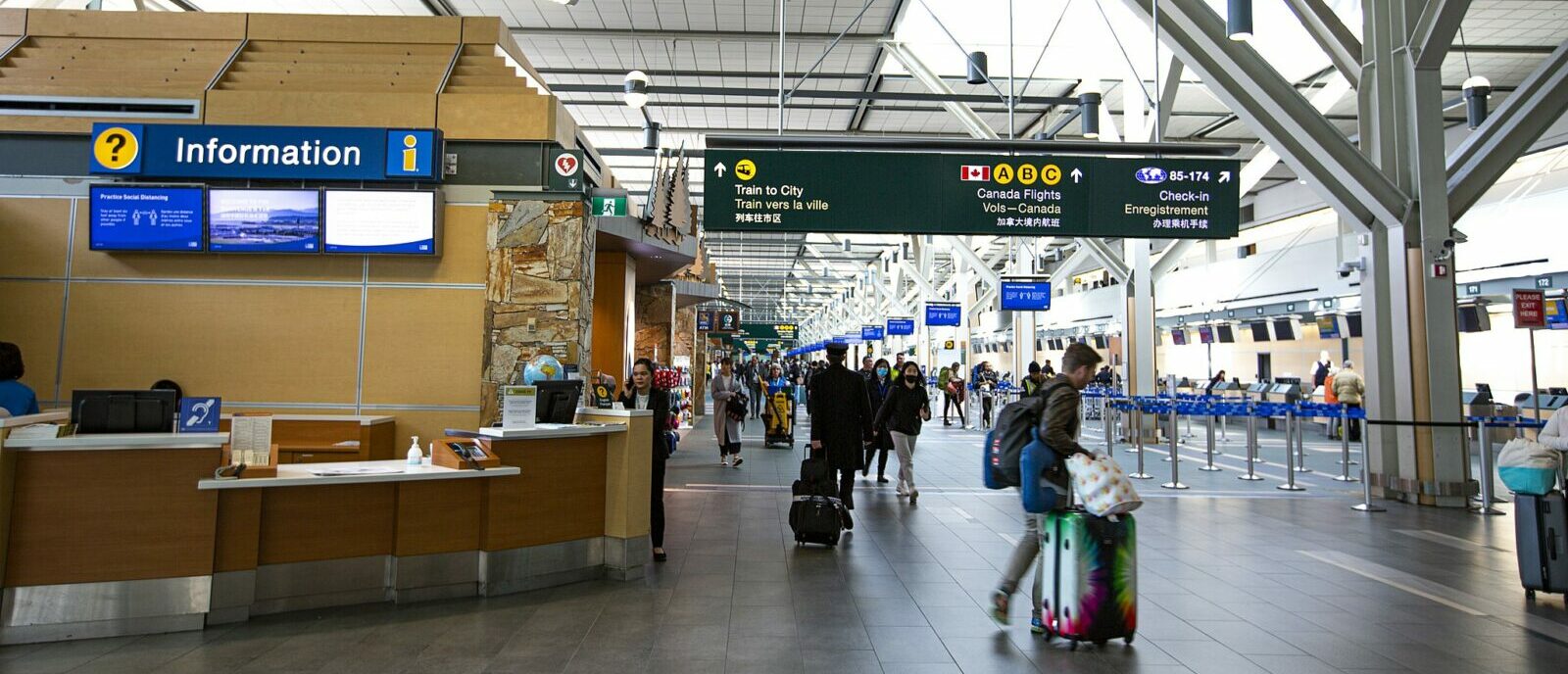 canada-airport-photos